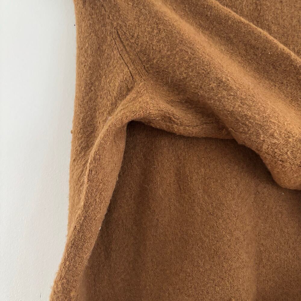 Madewell Wrap Front Sweater Camel Alpaca Wool Blend Coziest Yarn Size Medium - Picture 13 of 15
